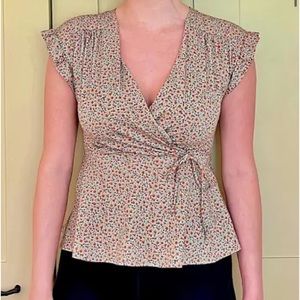 Monteau Los Angeles Women’s top Soft v neck ruffle short sleeve floral size XL